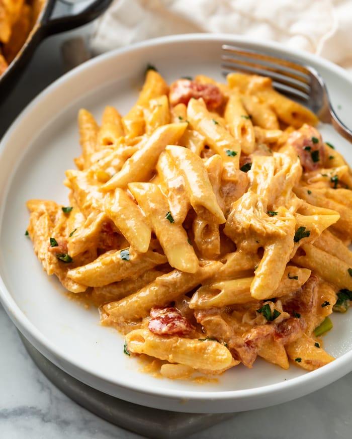 Buffalo chicken pasta look
