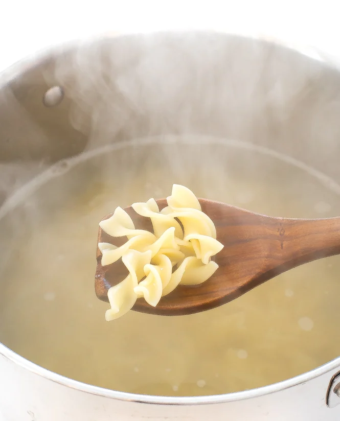 boiling-egg-noodles