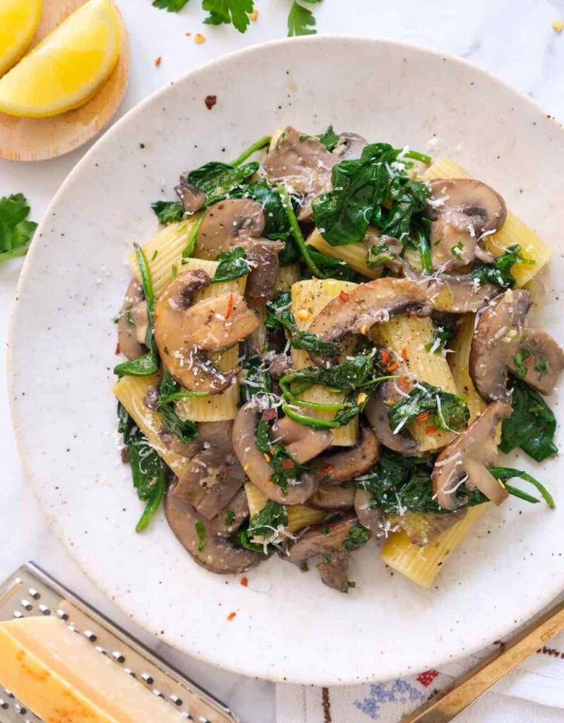 spinach mushroom pasta